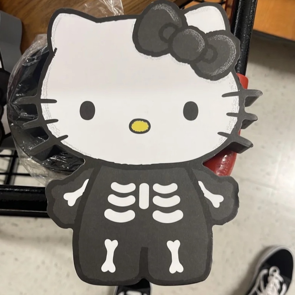 Hello Kitty Halloween 2023 Toy Figure Decor